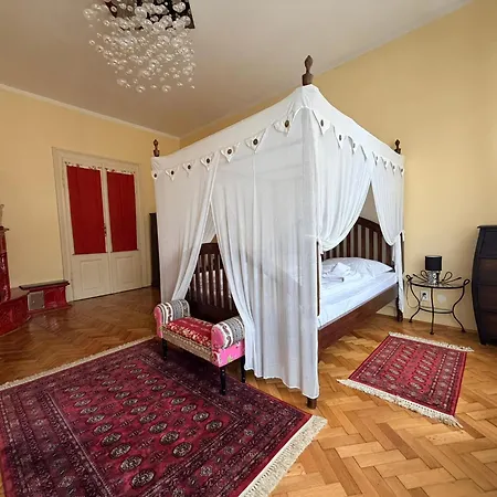 Villa Old Town Family House Levoča